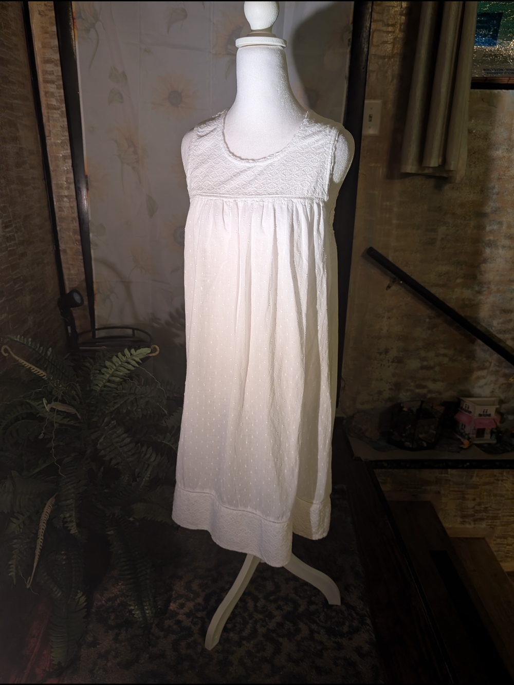 Shabby Chic White Cotton Embroidered Boho Cottagecore Dress M